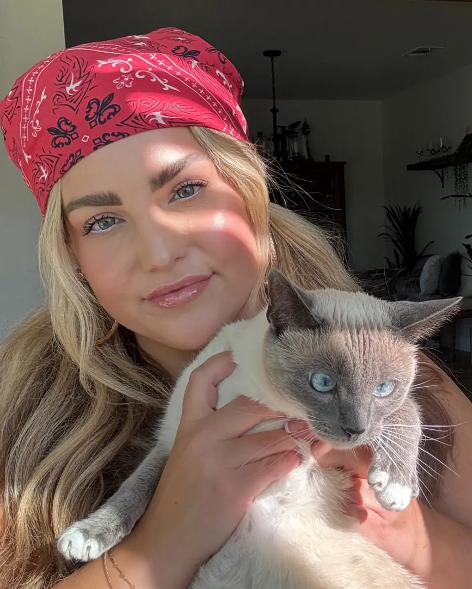	Haleigh Cox