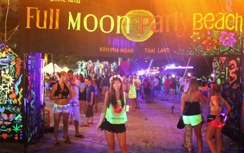 Moonlight Party Thailand Vibes: What to Expect