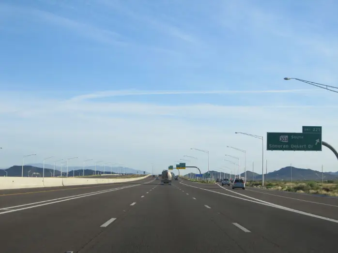 Interstate 17 heading north through the Arizona desert. Photo: Wikimedia Commons