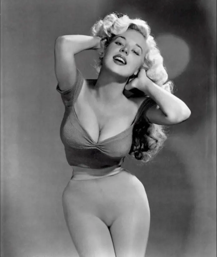 vintageic0ns_ 100w Betty Brosmer, a body builder, pinup model from the 1950s. Her measurements were 37-18-36. She recently turned 95 on August 6. vintageic0ns_ 100w Betty Brosmer, a body builder, pinup model from the 1950s. Her measurements were 37-18-36. She recently turned 95 on August 6.