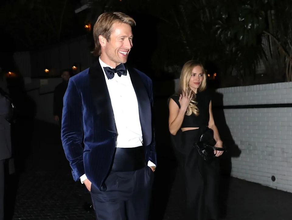 Glen Powell and Michelle Randolph photographed together in Los Angeles on Jan. 12, 2026, following the Golden Globe Awards. @NIKOTYLER/BACKGRID Glen Powell and Michelle Randolph photographed together in Los Angeles on Jan. 12, 2026, following the Golden Globe Awards. @NIKOTYLER/BACKGRID