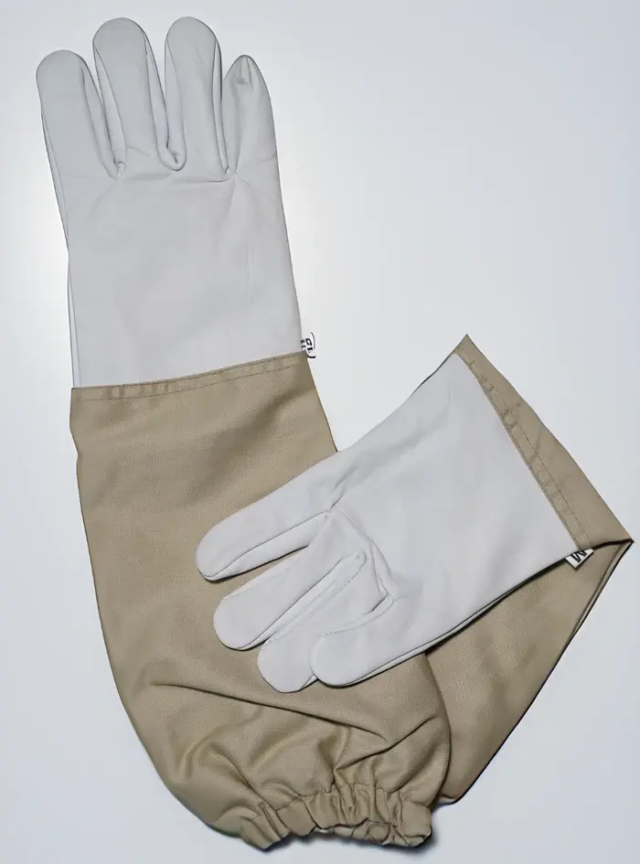 Advanced Triple-Layer Mesh: Breathable, Sting-Proof Technology