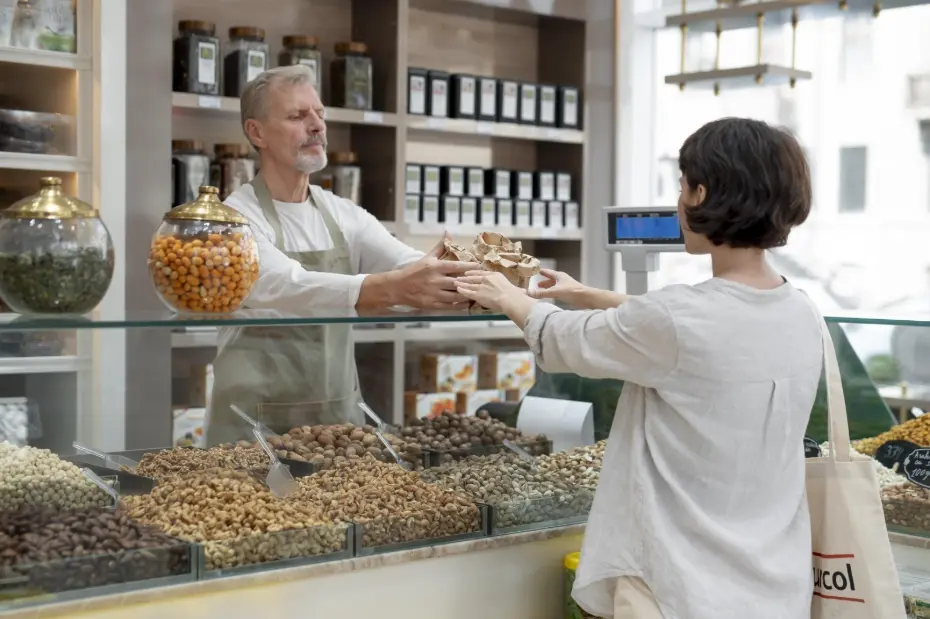 Customer Service and Support Dry Fruit Supplier